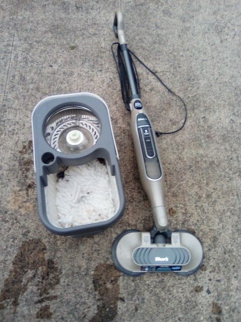Shark Scrubber +Mop Bucket