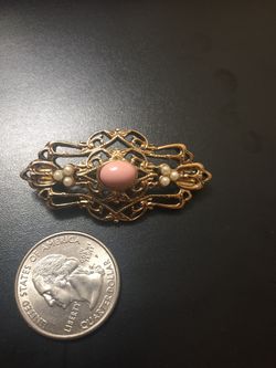 Vintage Goldtone Pin
