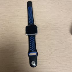 Fitbit Versa 