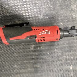 M12 Milwaukee Rachet 3/8