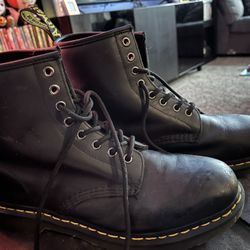 Dr Martens Combat Boots 