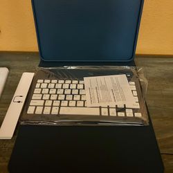 New 11” iPad Keyboard Case. Navy Blue
