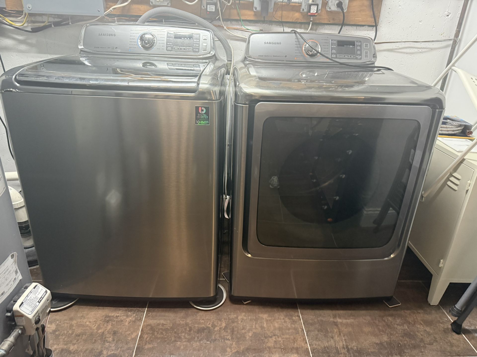 Washer And Dryer 