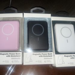 Magnetic Power Bank With  Kickstand 5000 mah