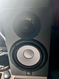Yamaha HS5 monitors pair