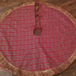 Christmas Tree Skirt Red Green Plaid Tartan Faux Fur Brown 48 In Rustic Cabin 

