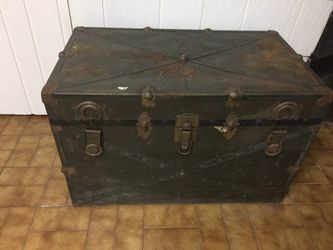 Chest Antique