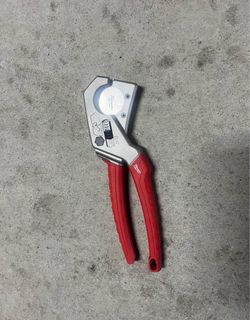 Milwaukee 1 in. Tubing Cutter 9 in. L Red 1 pk