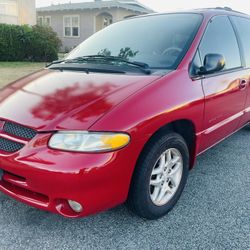 Dodge Caravan 2000