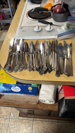 Silverware - Misc pcs from different sets