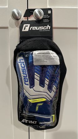 Reusch Attrakt Grip Evolution Fingersave Junior Goalie Goalkeeper Gloves, Size 6