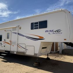 2004 Monaco Dune Chaser Toy hauler 