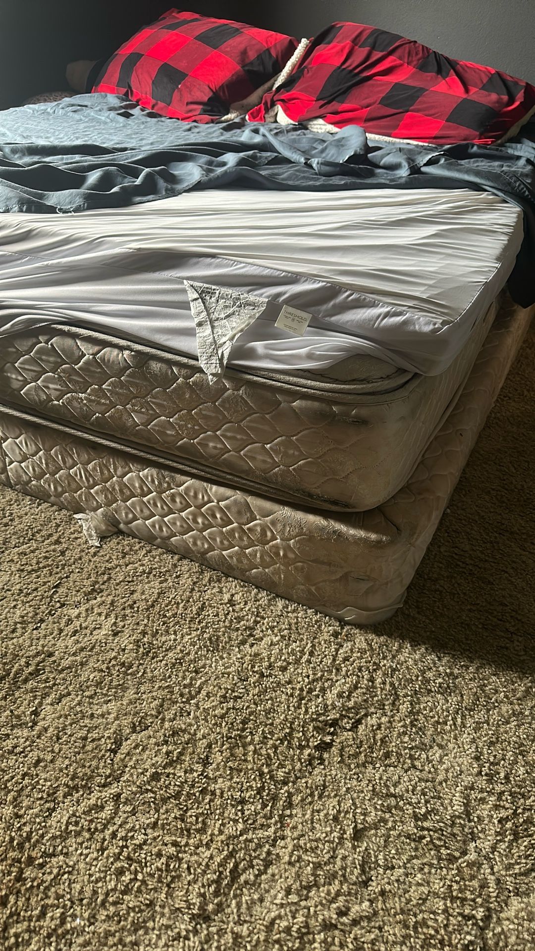 Free Box Spring And Mattress