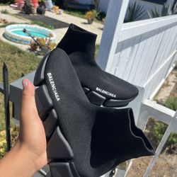 Balenciaga Size 39 (8 US)