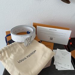 Authentic White Louis Vuitton Belt *Excellent Condition 