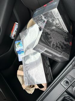Pokemon Pitch Black ETB