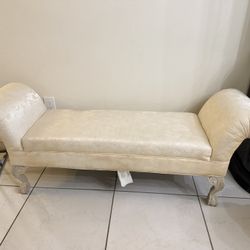 Rolled Arm Bench / banqueta divan 