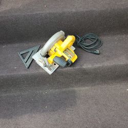 Dewalt  Circular  saw