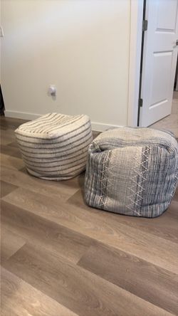 Set of 2 Woven Floor Pouf Ottoman’s