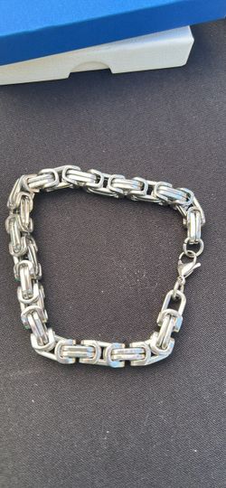 Silver Tone Byzantine Chain Link Bracelet 9”