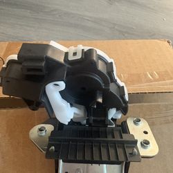 Applianpar Trunk Lift gate Latch 