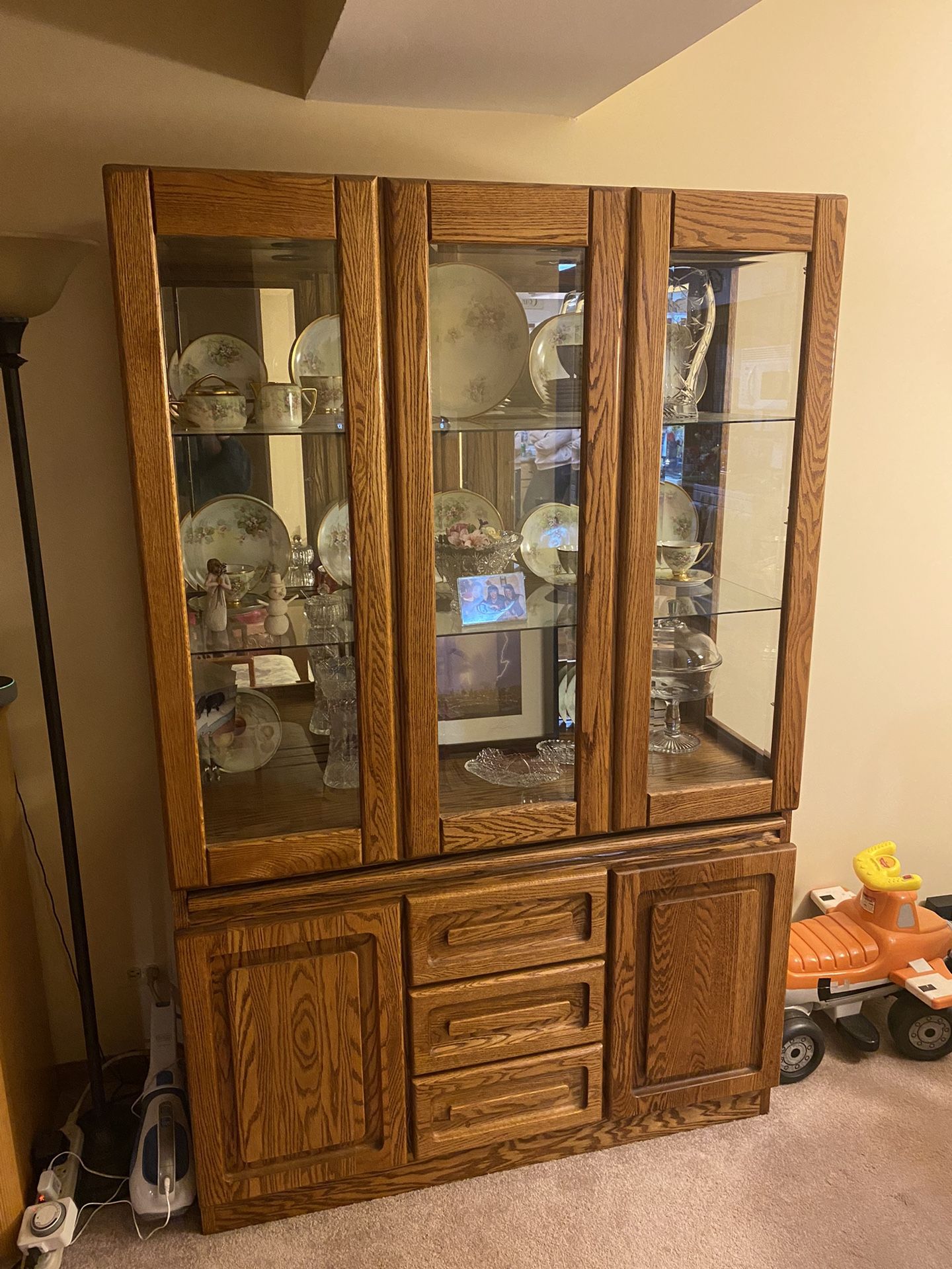 China Cabinet 