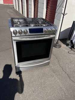 Samsung 5 Burner Stove/Oven
