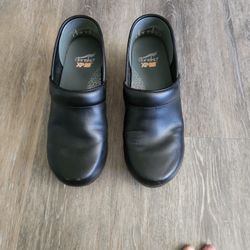 Dansko XP20 Size 38 - 7.5