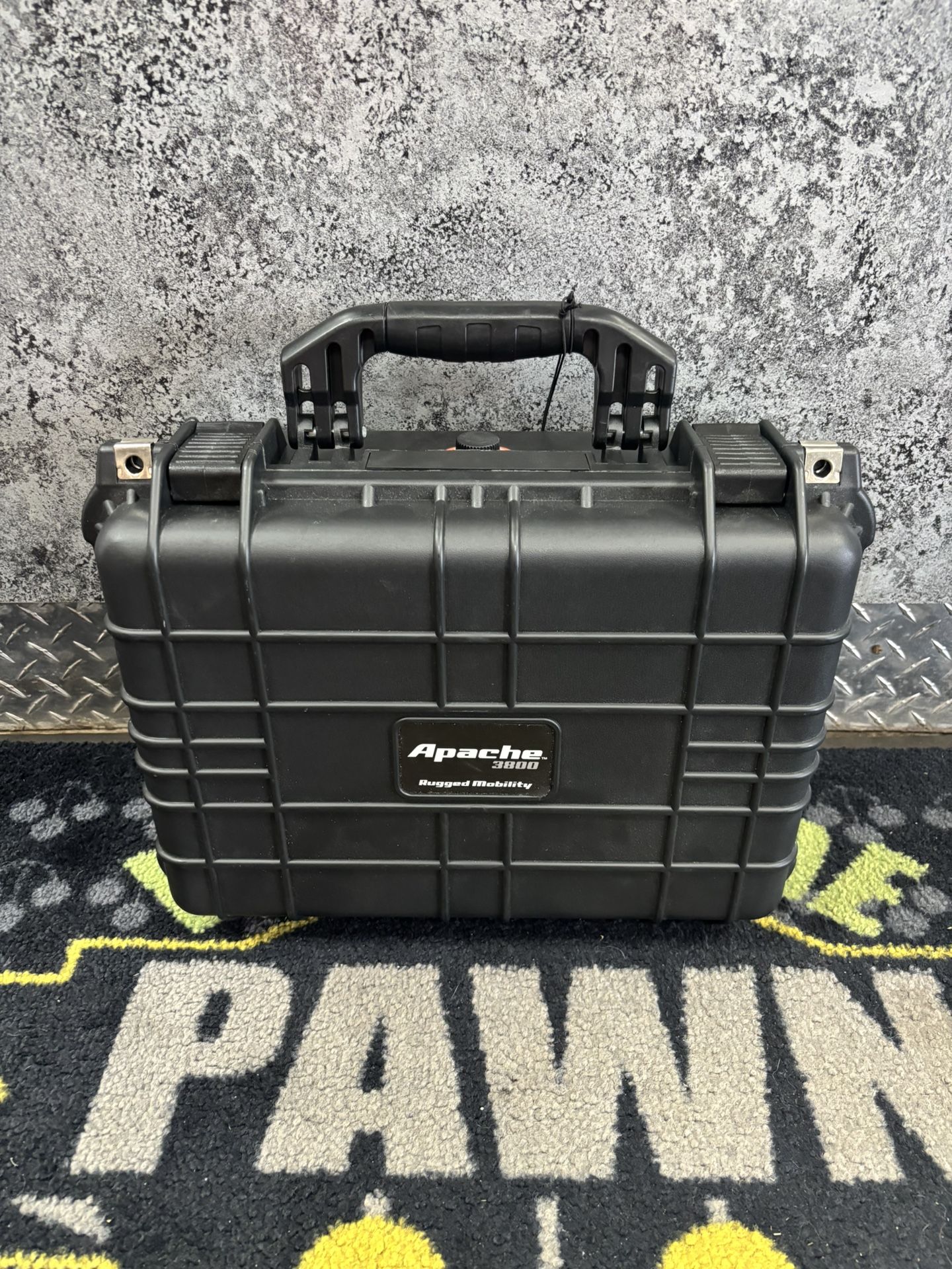 Small Apache Case