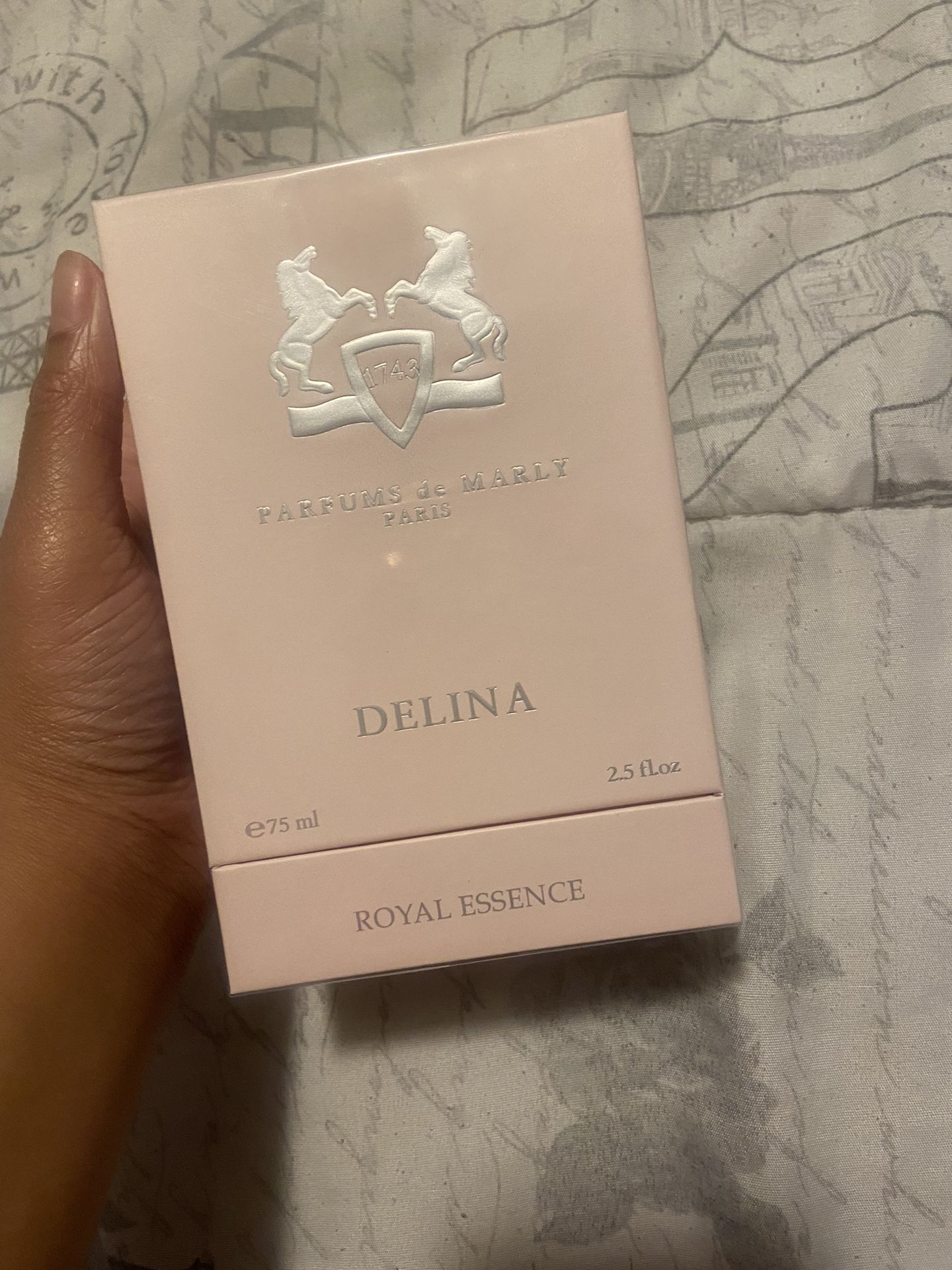 Royal essence perfume