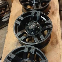 18" Fuel Rims 5lug Universal (4)