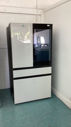 Refrigerator French doors 4-doors full depth with family hub Samsung bespoke