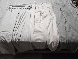 Women's sweatpants bundle