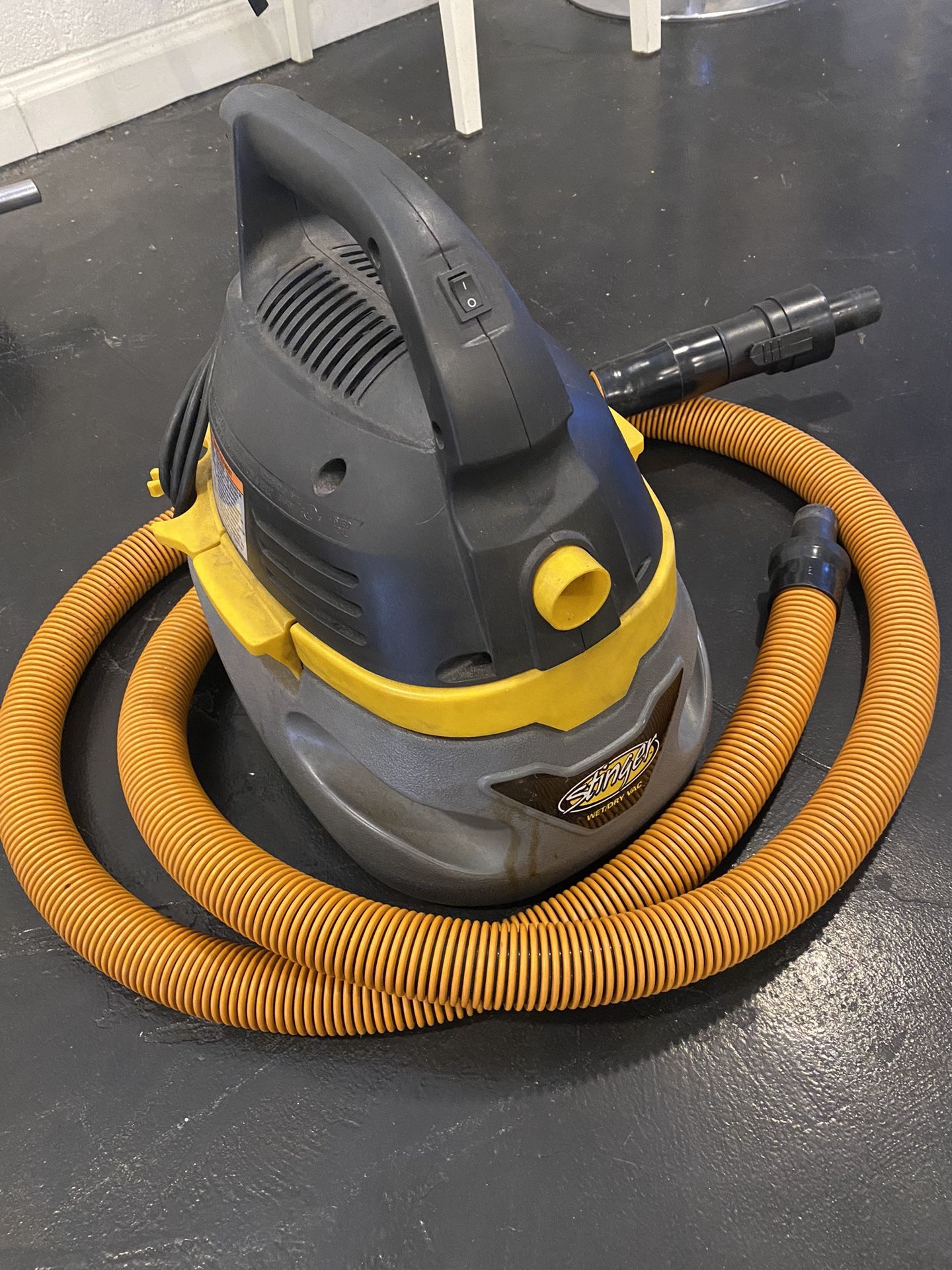 Stinger Wet Dry Vac