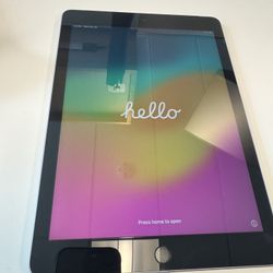 iPad 5th Gen 128gb & 6th Gen 128gb WiFi+Cellular