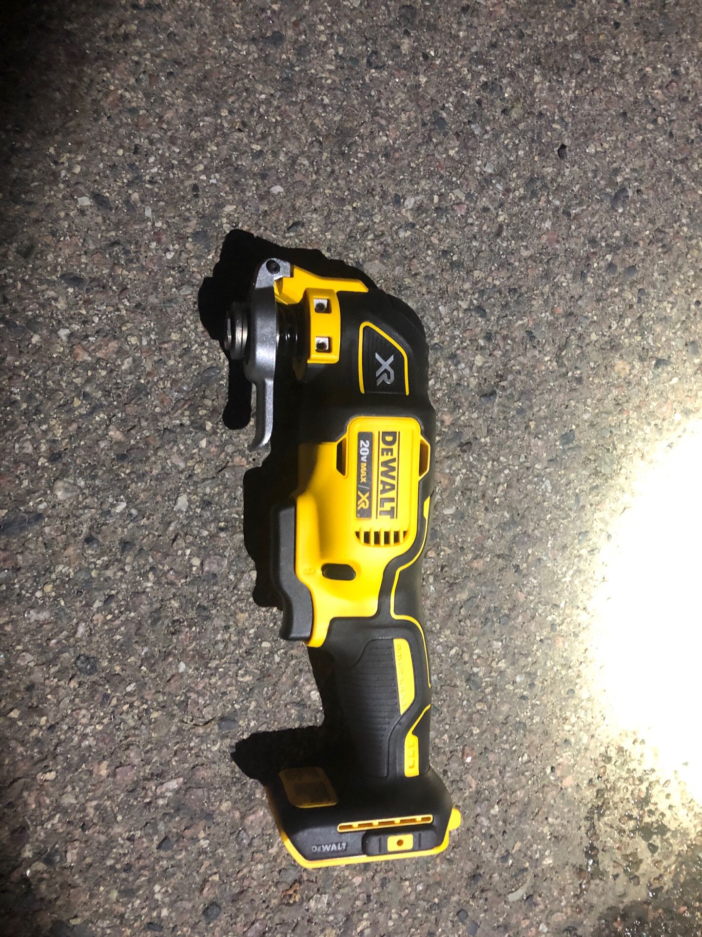 Dewalt power tool set with box willing that negotiate. Comes with 3 batteries .
