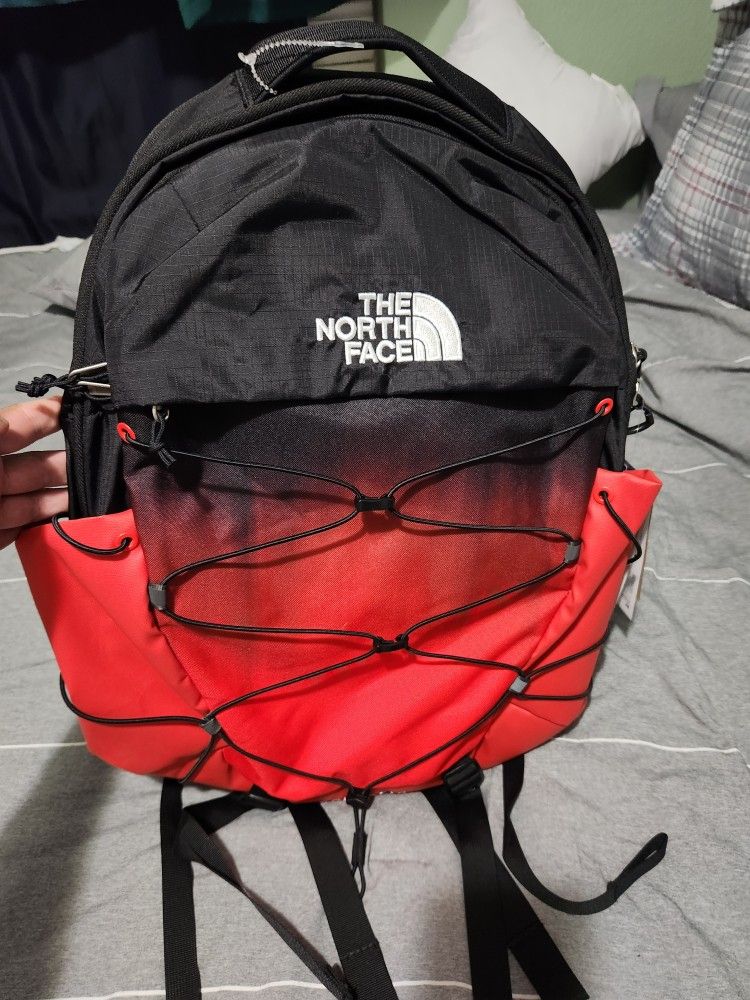 The North Face Borealis