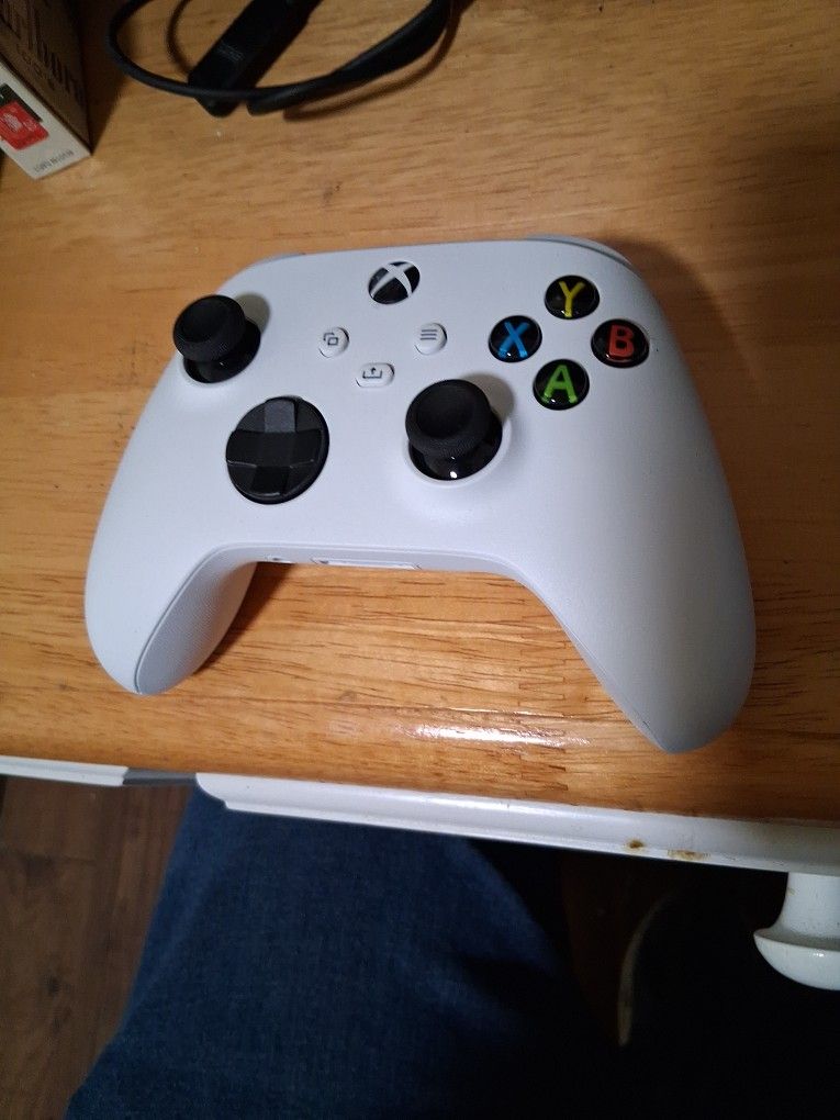 Wireless Xbox One Xs Controller