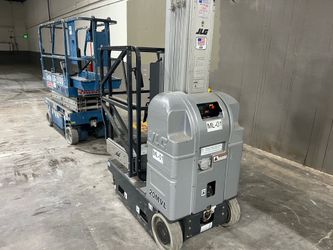 JLG 20MVL