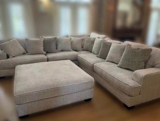 3 Piece Sectional couch with Oversized Ottoman