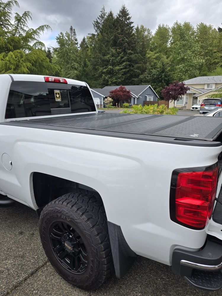 Tonneau Cover