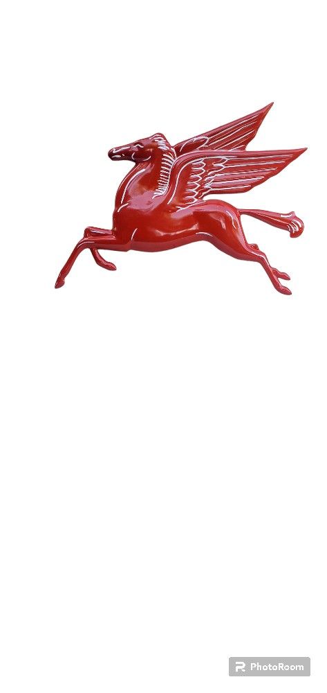 Large 45" x 36" 3D Mobil Gas Pegasus Red Flying Horse. This Fiber glass Mobil oil Sign is in Excellent condition. Awesome for a man cave, Business