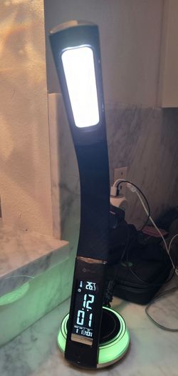 NEW OttLite LED Desk Lamp - Wireless Phone Charger & USB