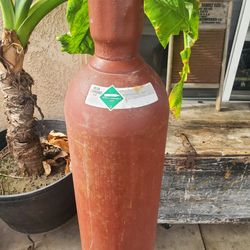Helium tank