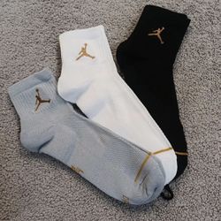 New Nike Air Jordan Everyday Max DriFit Crew Socks 