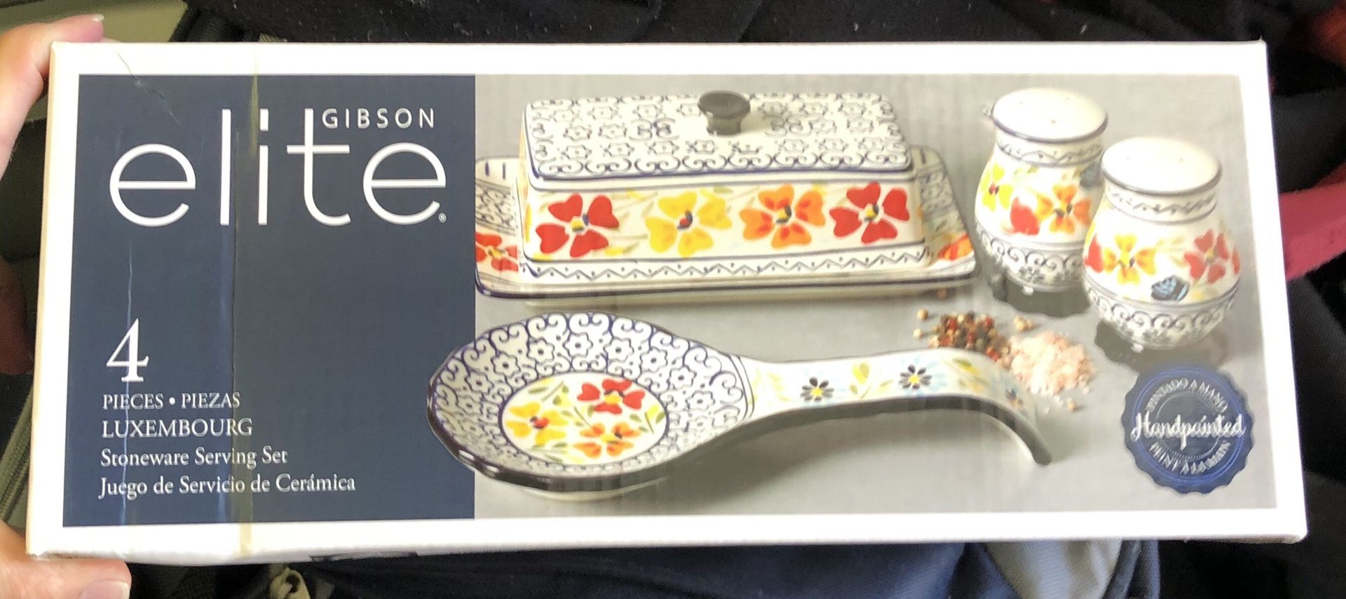 GIBSON LUXEMBOURG STONEWARE SERVING SET