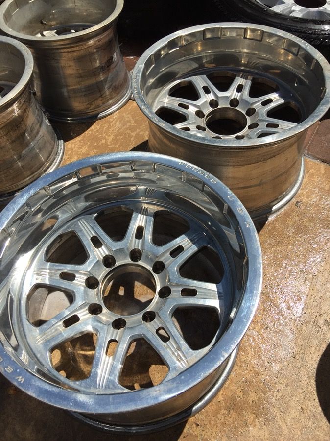 (2) weld Cheyenne wheels 20x12 8x170
