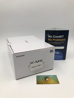 FujiFilm M5