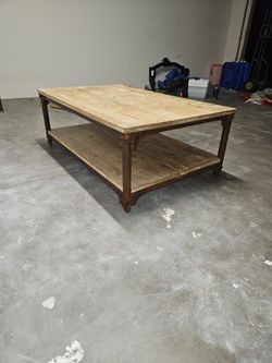Farmhouse Style Coffee Table