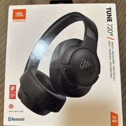 JBL TUNE 720B